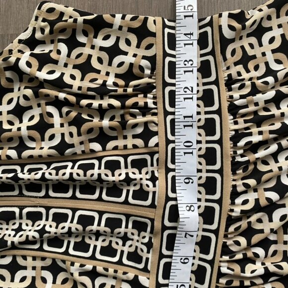 New York & Company Neutral Geometric Mini Dress with Key-Hole Neckline Detail - Picture 7 of 11